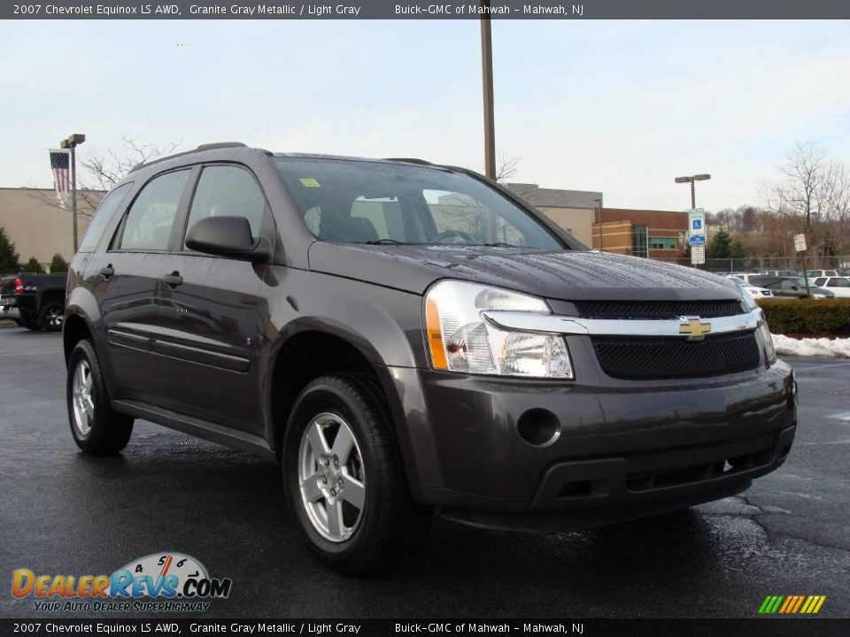 2007 Chevrolet Equinox LS AWD Granite Gray Metallic / Light Gray Photo #3