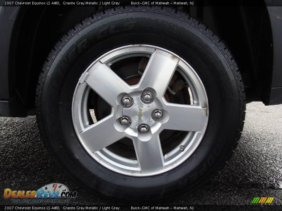 2007 Chevrolet Equinox LS AWD Granite Gray Metallic / Light Gray Photo #9