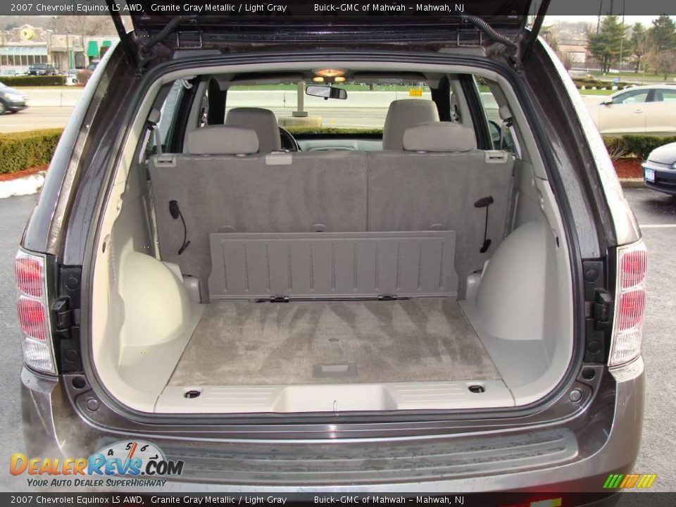 2007 Chevrolet Equinox LS AWD Granite Gray Metallic / Light Gray Photo #21