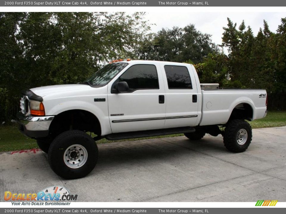 2000 Ford F350 Super Duty XLT Crew Cab 4x4 Oxford White / Medium Graphite Photo #2