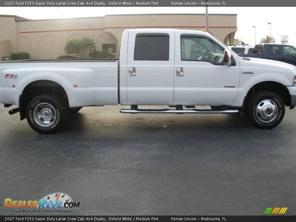 2007 Ford F350 Super Duty Lariat Crew Cab 4x4 Dually Oxford White / Medium Flint Photo #5