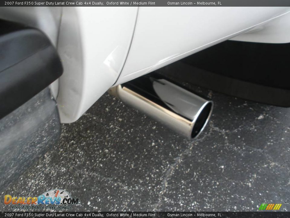 2007 Ford F350 Super Duty Lariat Crew Cab 4x4 Dually Oxford White / Medium Flint Photo #7