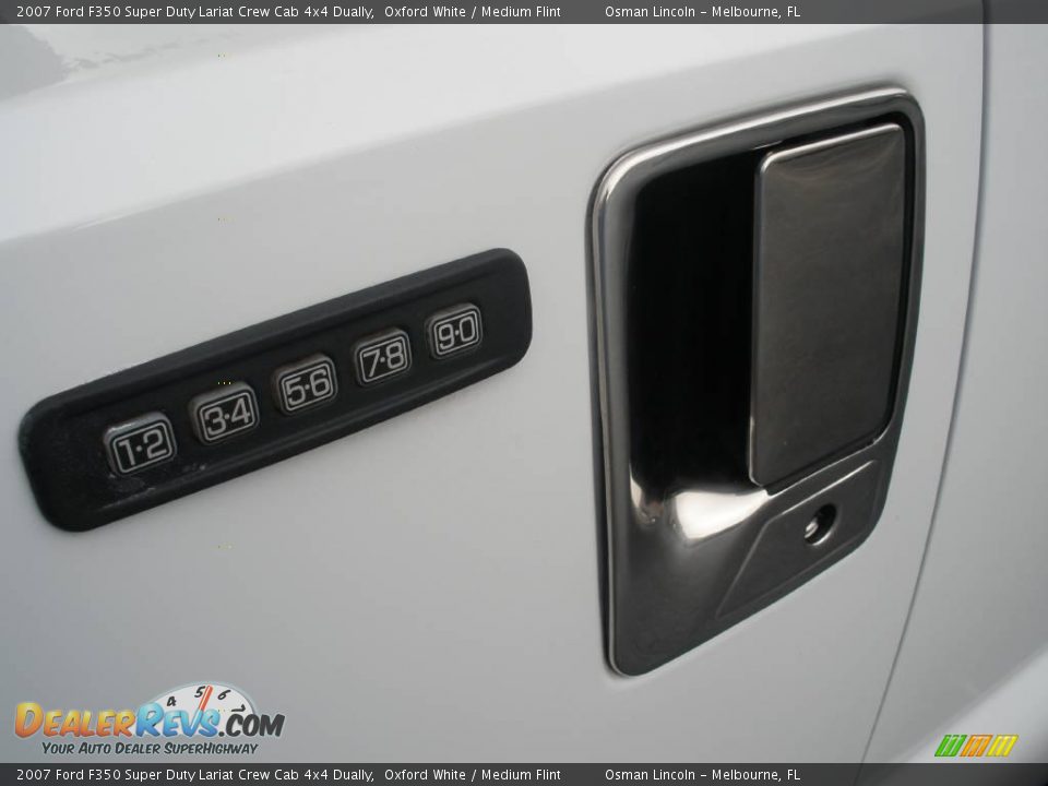 2007 Ford F350 Super Duty Lariat Crew Cab 4x4 Dually Oxford White / Medium Flint Photo #12
