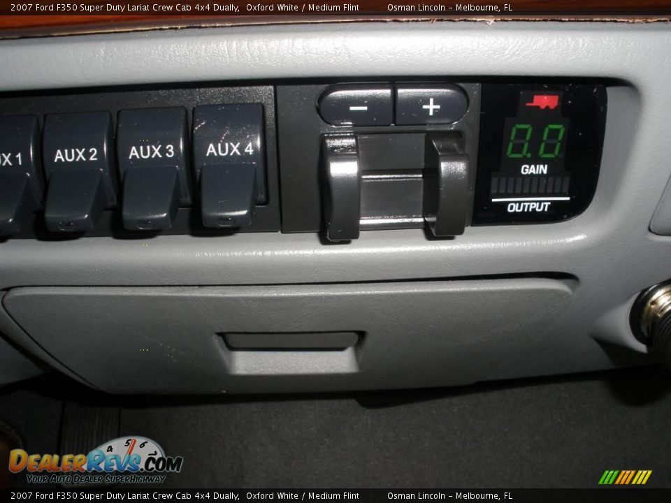 2007 Ford F350 Super Duty Lariat Crew Cab 4x4 Dually Oxford White / Medium Flint Photo #19