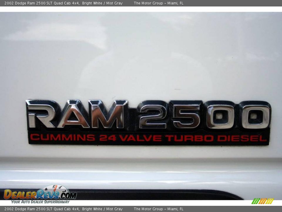 2002 Dodge Ram 2500 SLT Quad Cab 4x4 Bright White / Mist Gray Photo #25