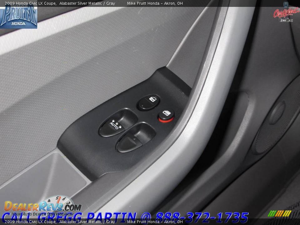 2009 Honda Civic LX Coupe Alabaster Silver Metallic / Gray Photo #18