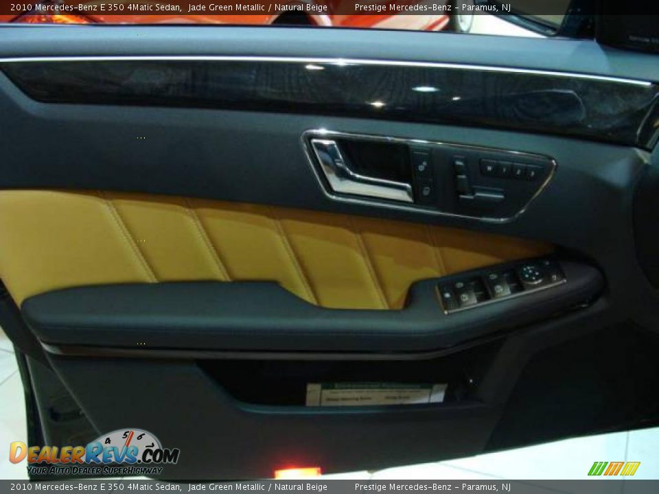 2010 Mercedes-Benz E 350 4Matic Sedan Jade Green Metallic / Natural Beige Photo #7