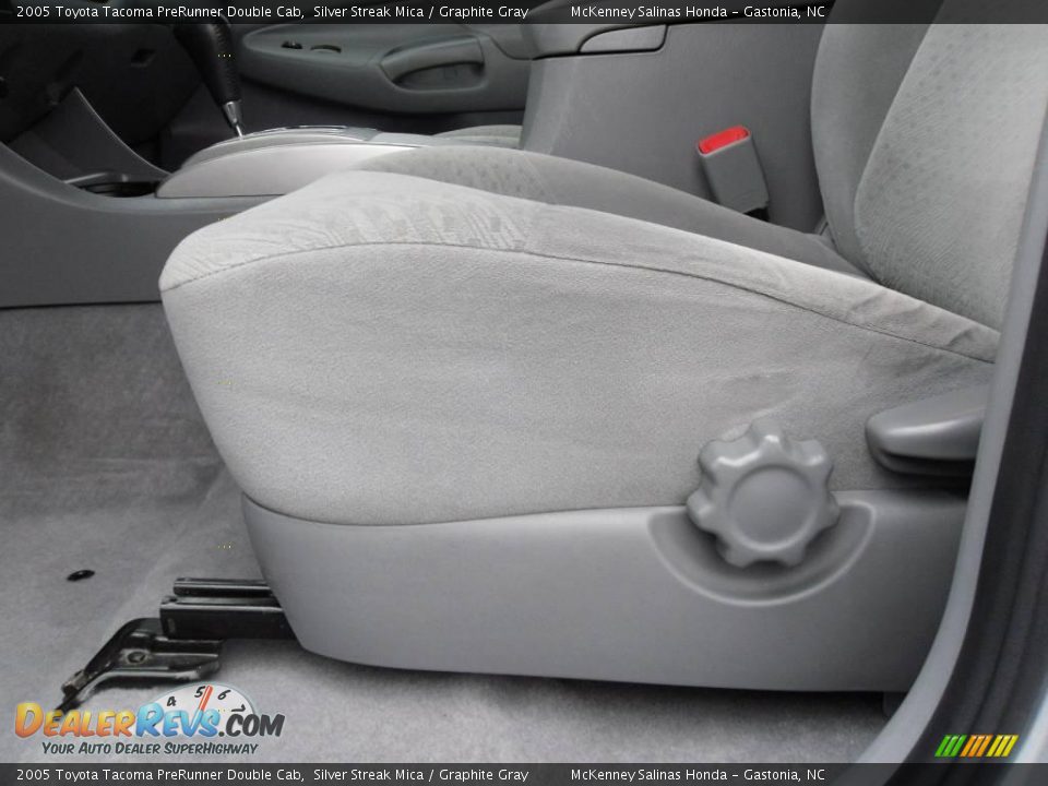 2005 Toyota Tacoma PreRunner Double Cab Silver Streak Mica / Graphite Gray Photo #10