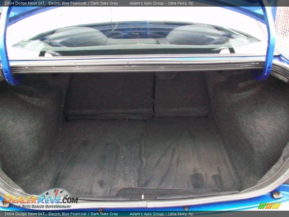 2004 Dodge Neon SXT Electric Blue Pearlcoat / Dark Slate Gray Photo #24