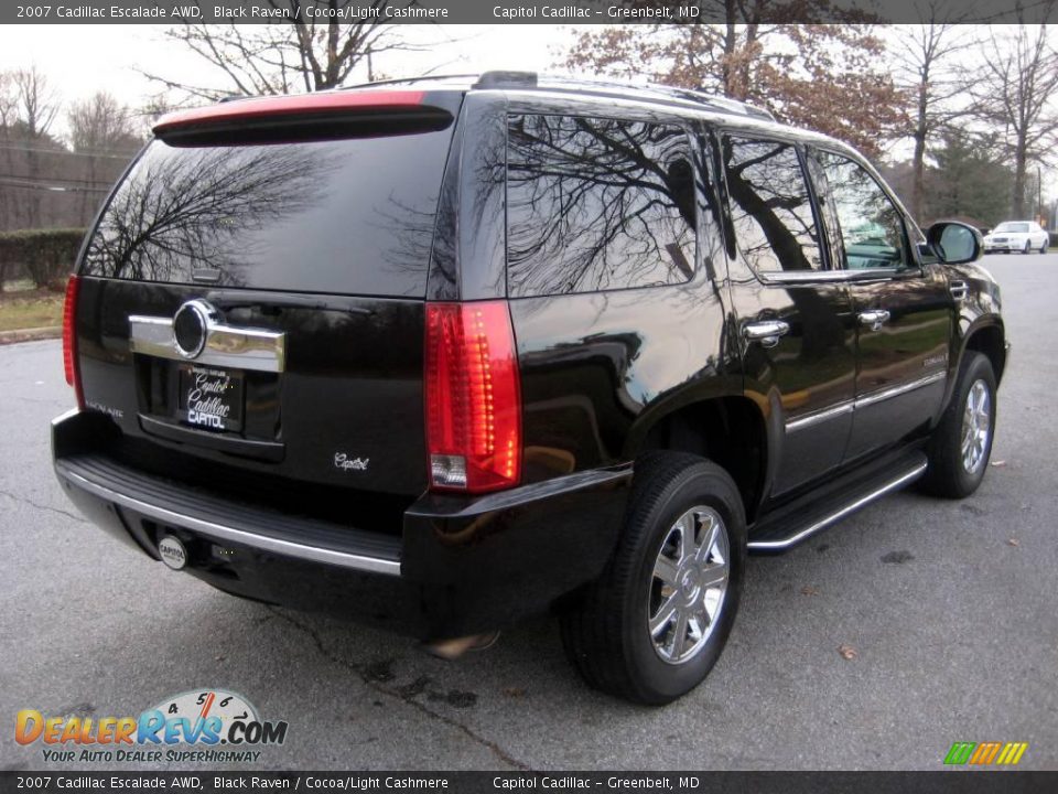 2007 Cadillac Escalade AWD Black Raven / Cocoa/Light Cashmere Photo #4