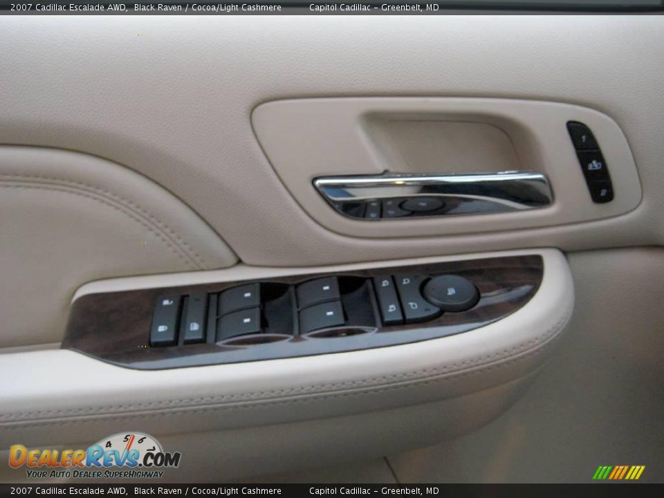 2007 Cadillac Escalade AWD Black Raven / Cocoa/Light Cashmere Photo #19