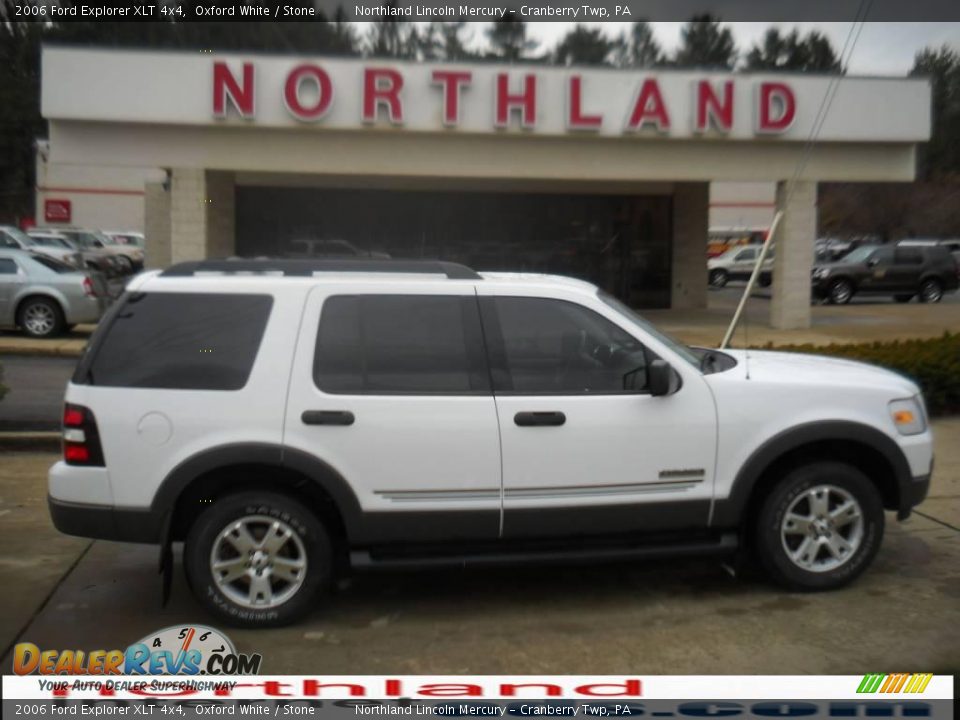 2006 Ford Explorer XLT 4x4 Oxford White / Stone Photo #1