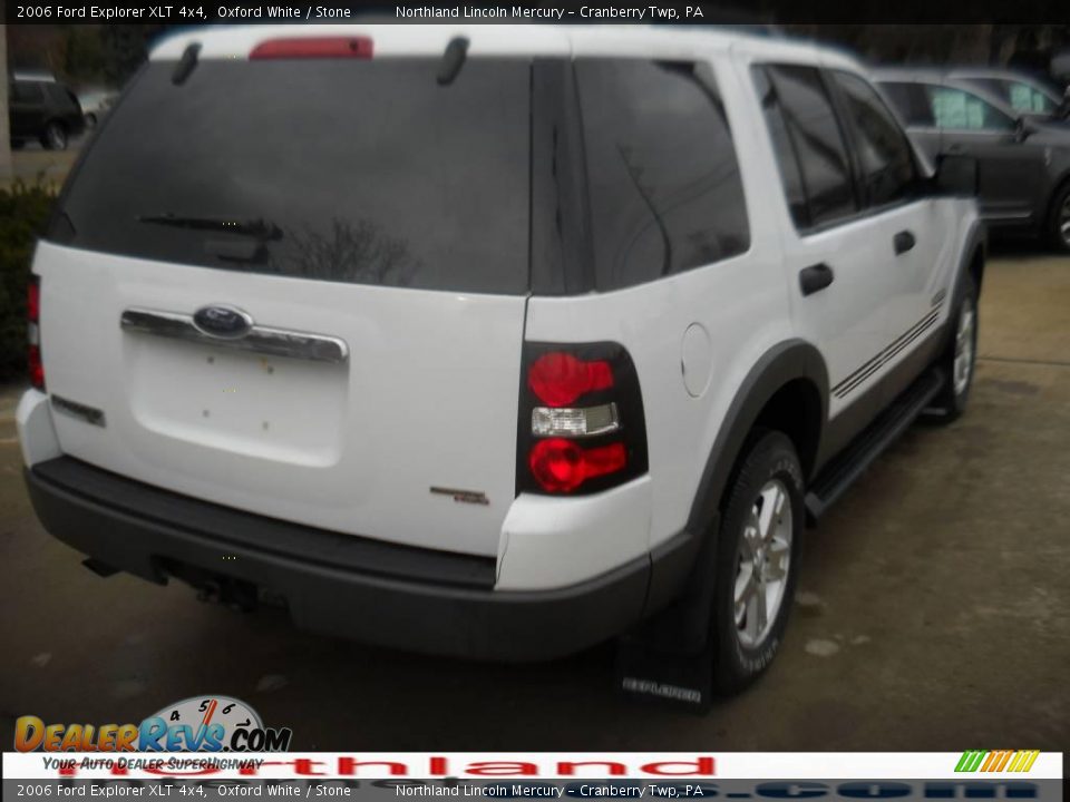 2006 Ford Explorer XLT 4x4 Oxford White / Stone Photo #2