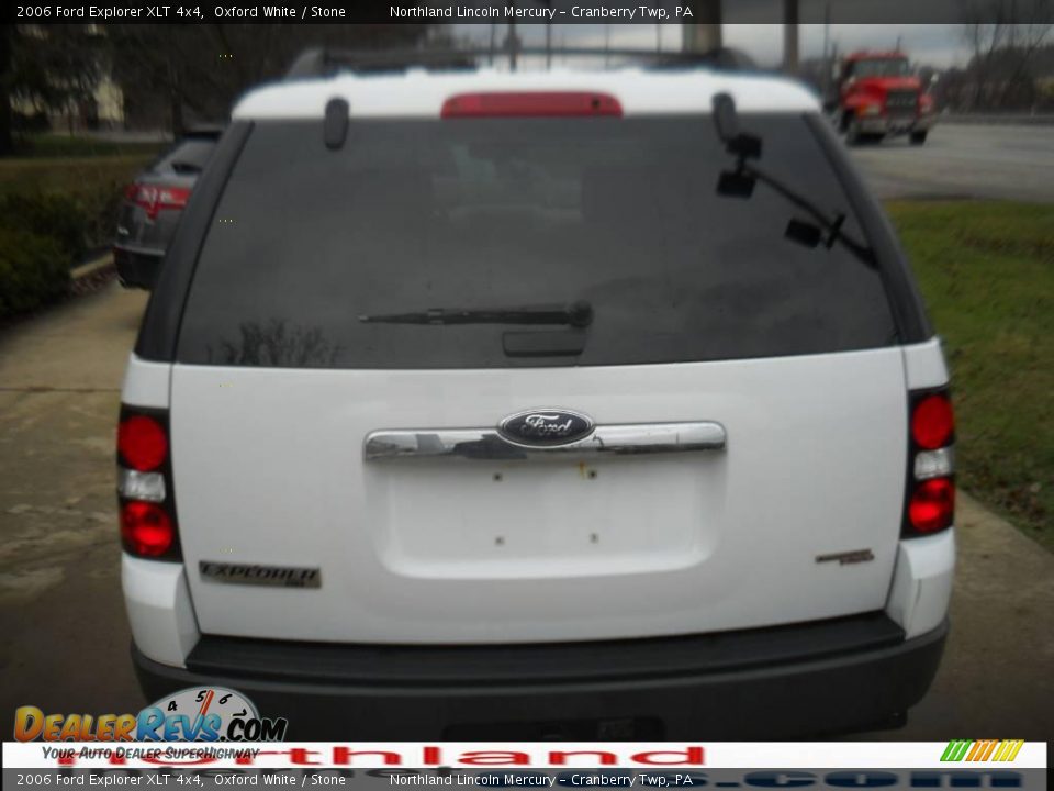 2006 Ford Explorer XLT 4x4 Oxford White / Stone Photo #3