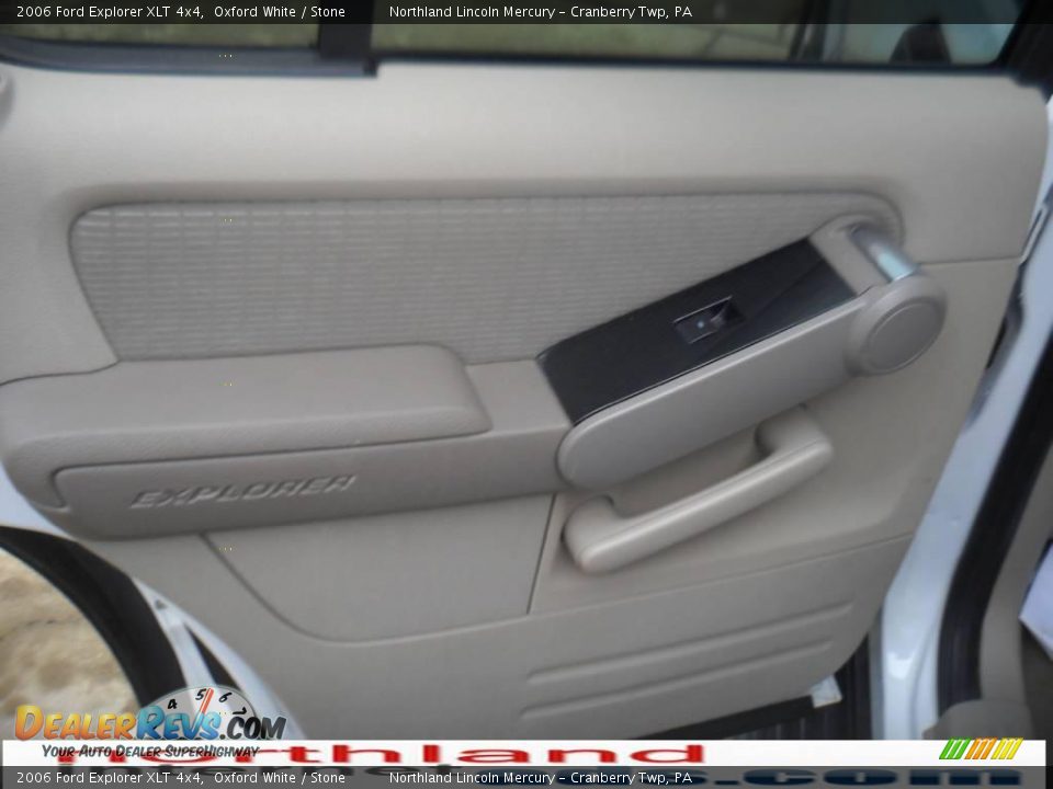 2006 Ford Explorer XLT 4x4 Oxford White / Stone Photo #10