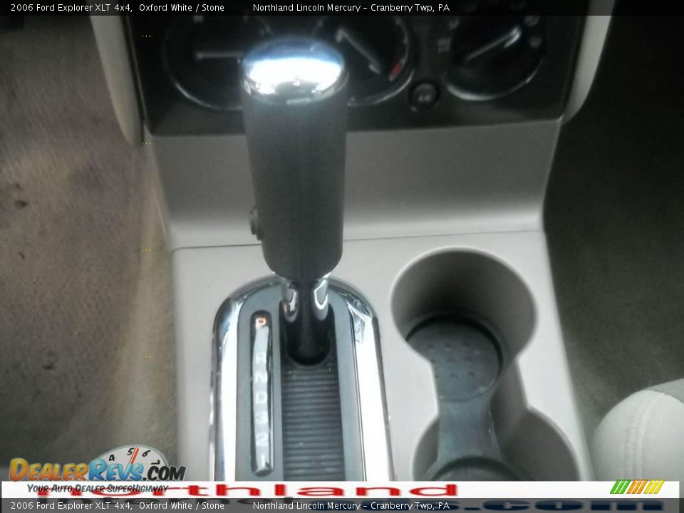 2006 Ford Explorer XLT 4x4 Oxford White / Stone Photo #18