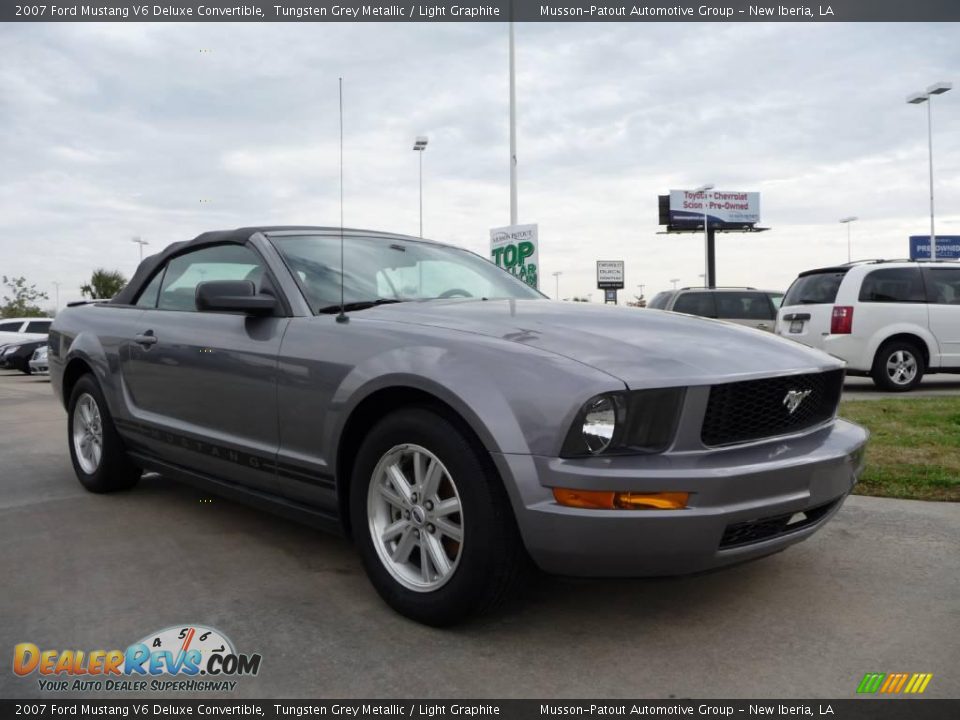 2007 Ford Mustang V6 Deluxe Convertible Tungsten Grey Metallic / Light Graphite Photo #3