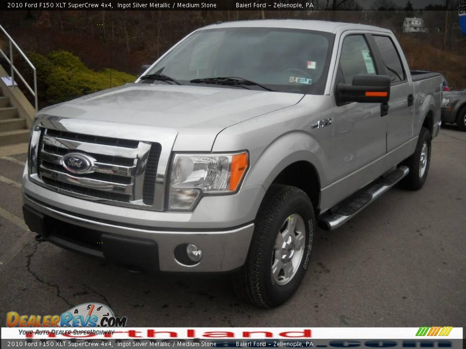 2010 Ford F150 XLT SuperCrew 4x4 Ingot Silver Metallic / Medium Stone Photo #2
