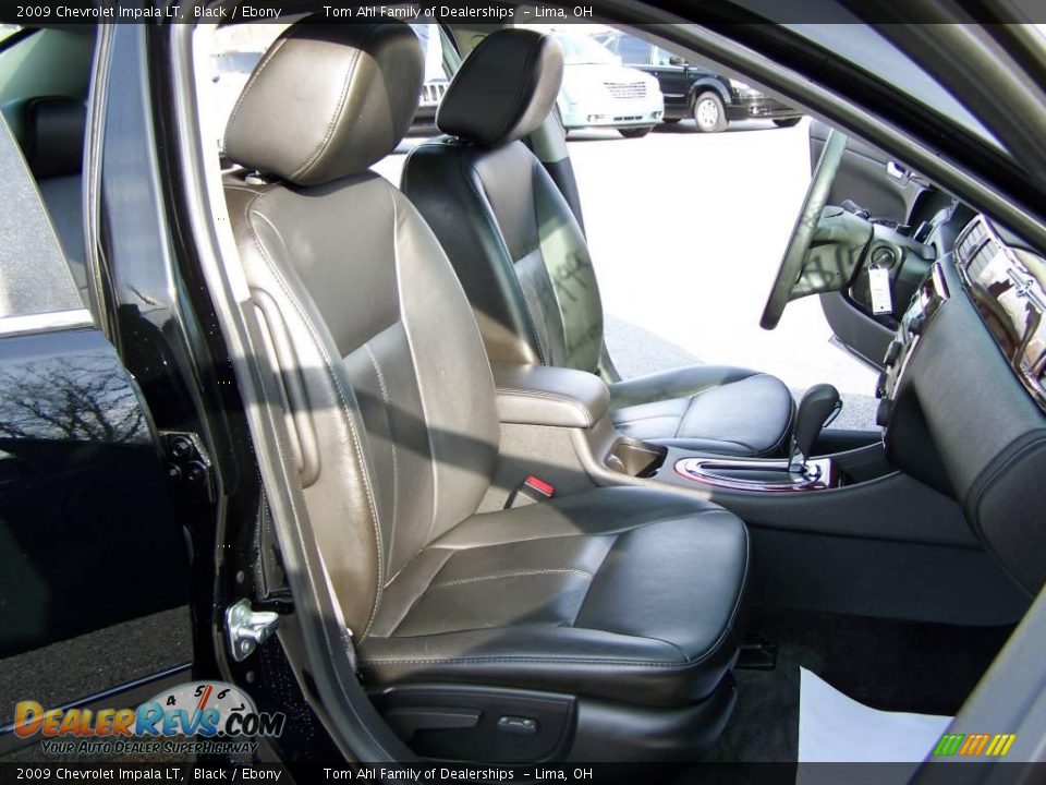 2009 Chevrolet Impala LT Black / Ebony Photo #15