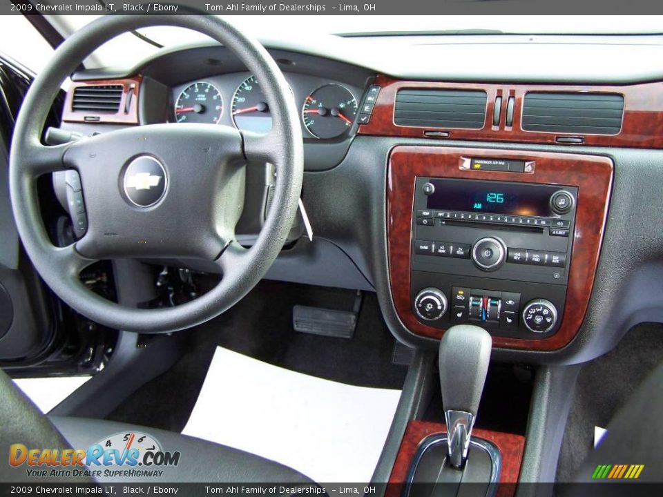 2009 Chevrolet Impala LT Black / Ebony Photo #16