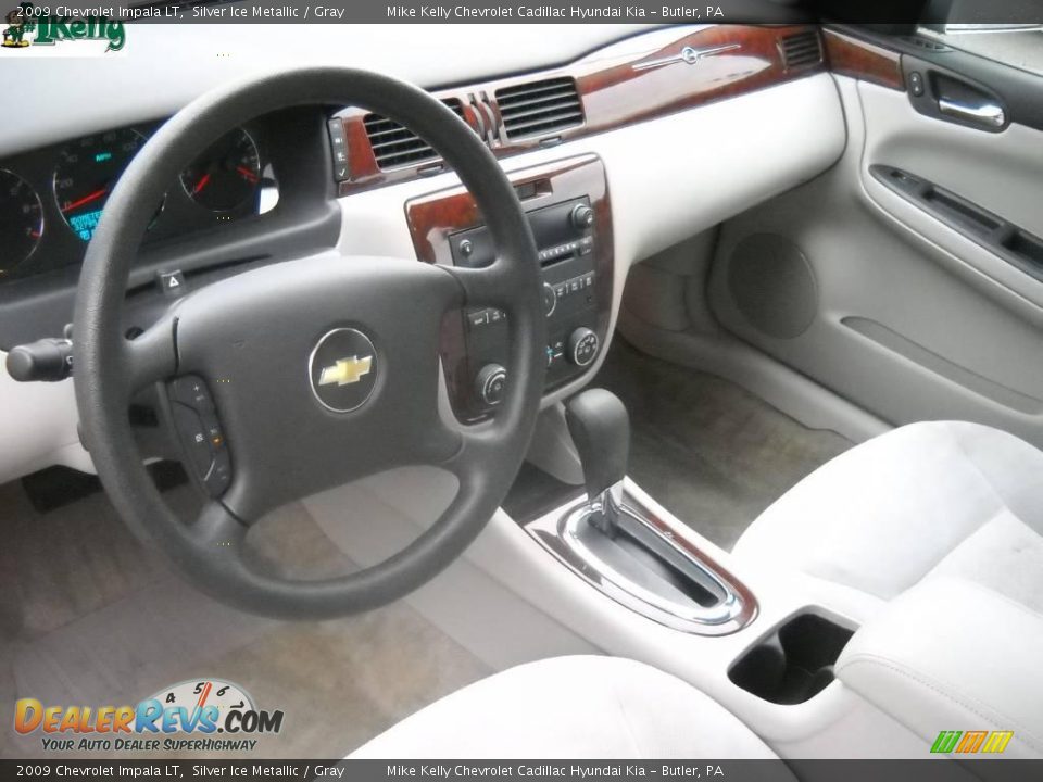 2009 Chevrolet Impala LT Silver Ice Metallic / Gray Photo #8