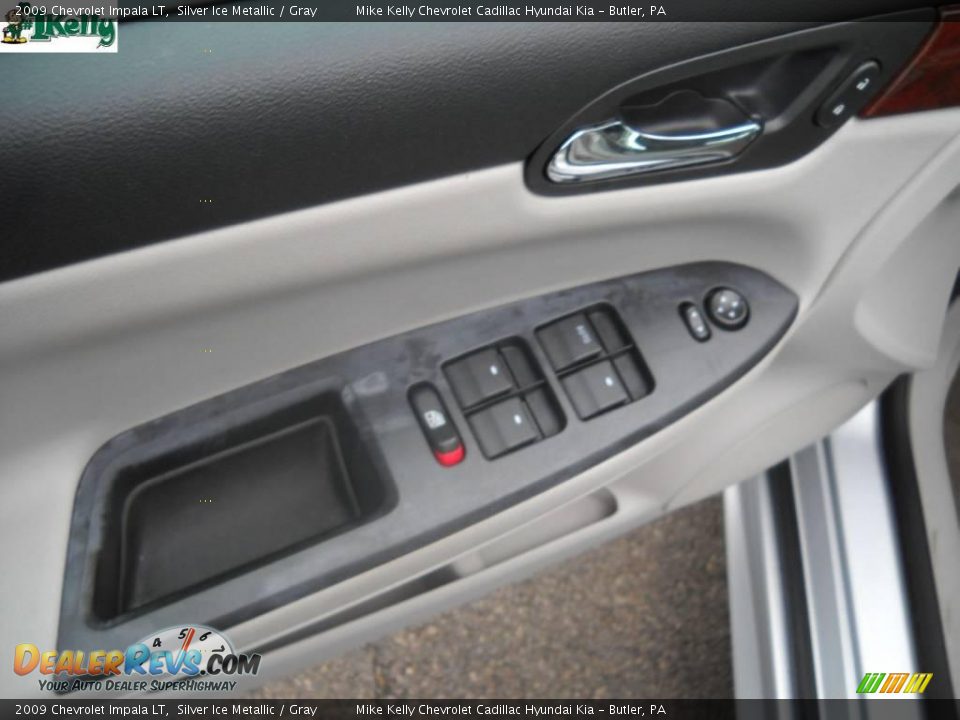 2009 Chevrolet Impala LT Silver Ice Metallic / Gray Photo #16