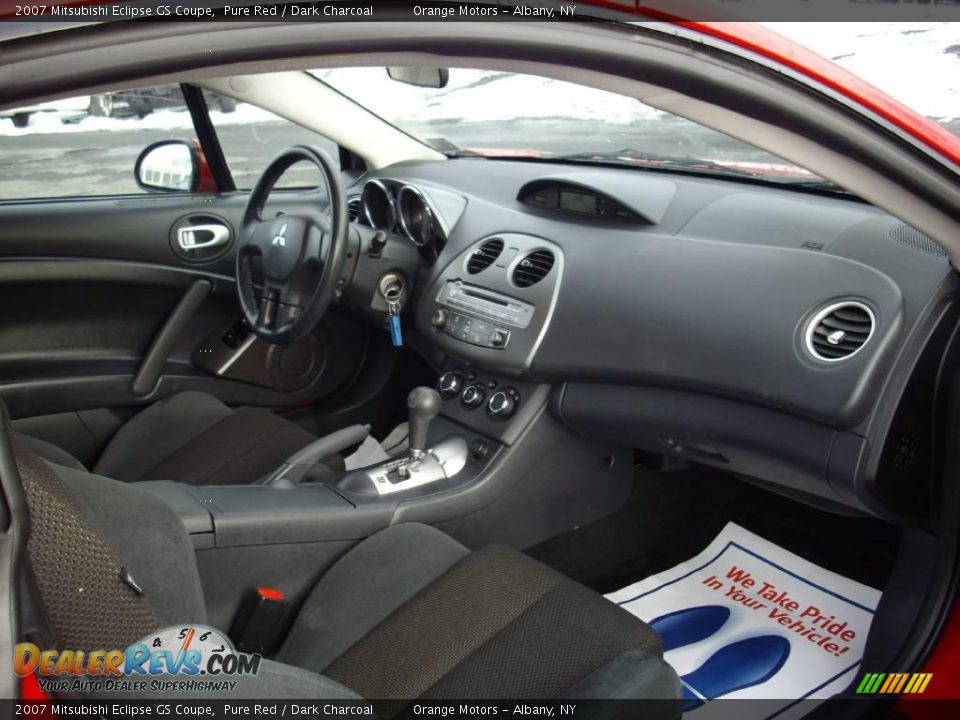 2007 Mitsubishi Eclipse GS Coupe Pure Red / Dark Charcoal Photo #12