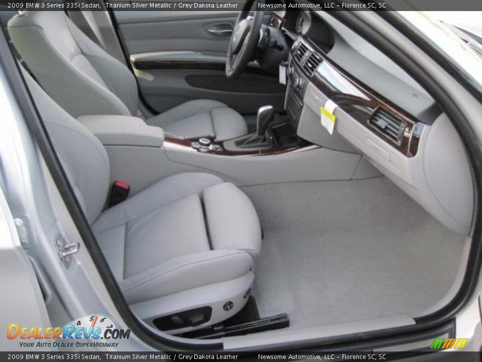2009 BMW 3 Series 335i Sedan Titanium Silver Metallic / Grey Dakota Leather Photo #12