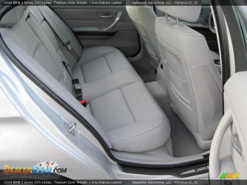 2009 BMW 3 Series 335i Sedan Titanium Silver Metallic / Grey Dakota Leather Photo #13