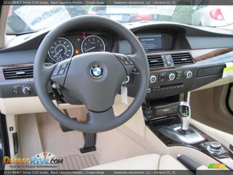 2010 BMW 5 Series 528i Sedan Black Sapphire Metallic / Cream Beige Photo #4