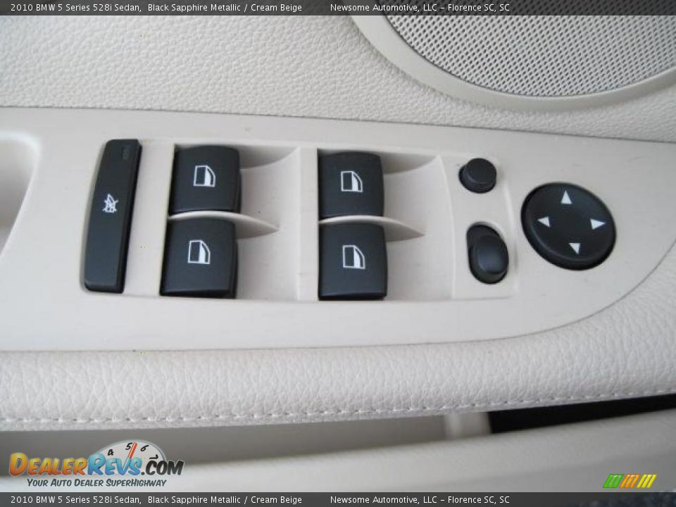 2010 BMW 5 Series 528i Sedan Black Sapphire Metallic / Cream Beige Photo #10