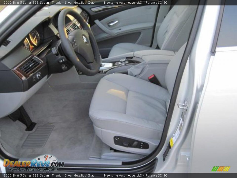 2010 BMW 5 Series 528i Sedan Titanium Silver Metallic / Gray Photo #3