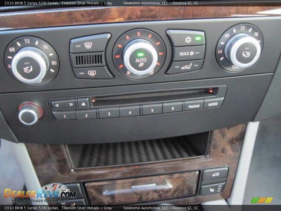 2010 BMW 5 Series 528i Sedan Titanium Silver Metallic / Gray Photo #5