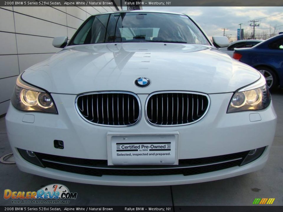 2008 BMW 5 Series 528xi Sedan Alpine White / Natural Brown Photo #2