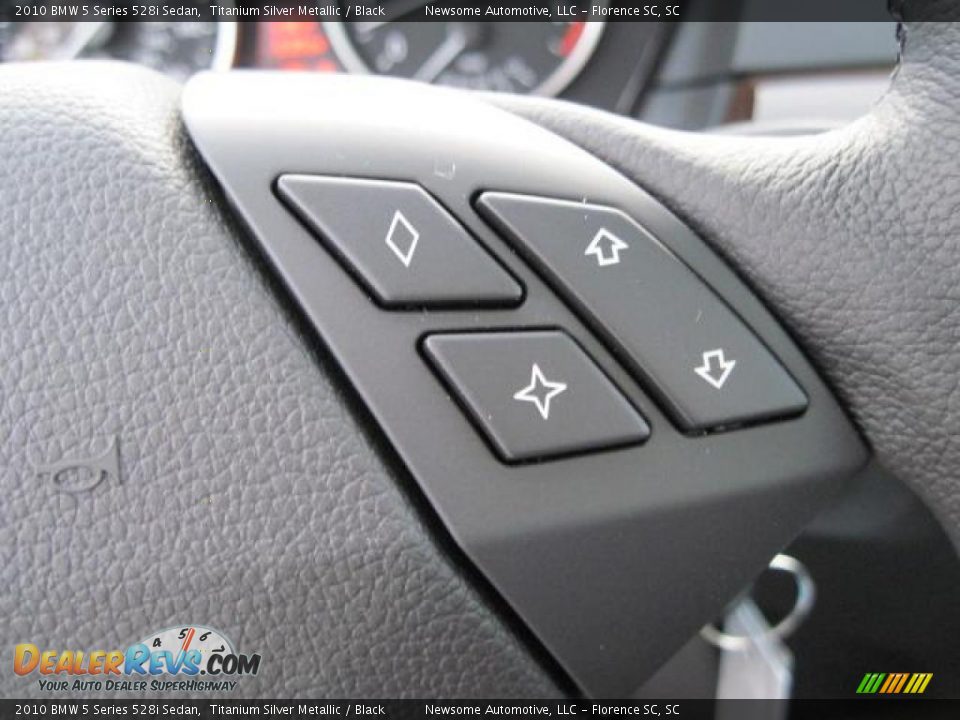 2010 BMW 5 Series 528i Sedan Titanium Silver Metallic / Black Photo #8