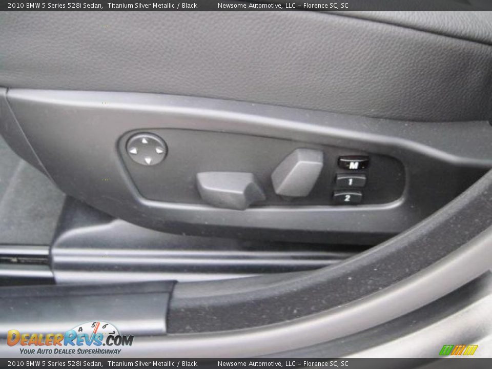 2010 BMW 5 Series 528i Sedan Titanium Silver Metallic / Black Photo #11