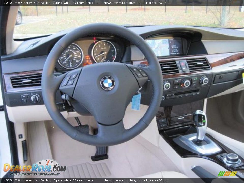 2010 BMW 5 Series 528i Sedan Alpine White / Cream Beige Photo #4