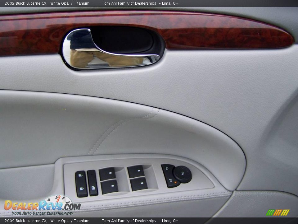 2009 Buick Lucerne CX White Opal / Titanium Photo #10