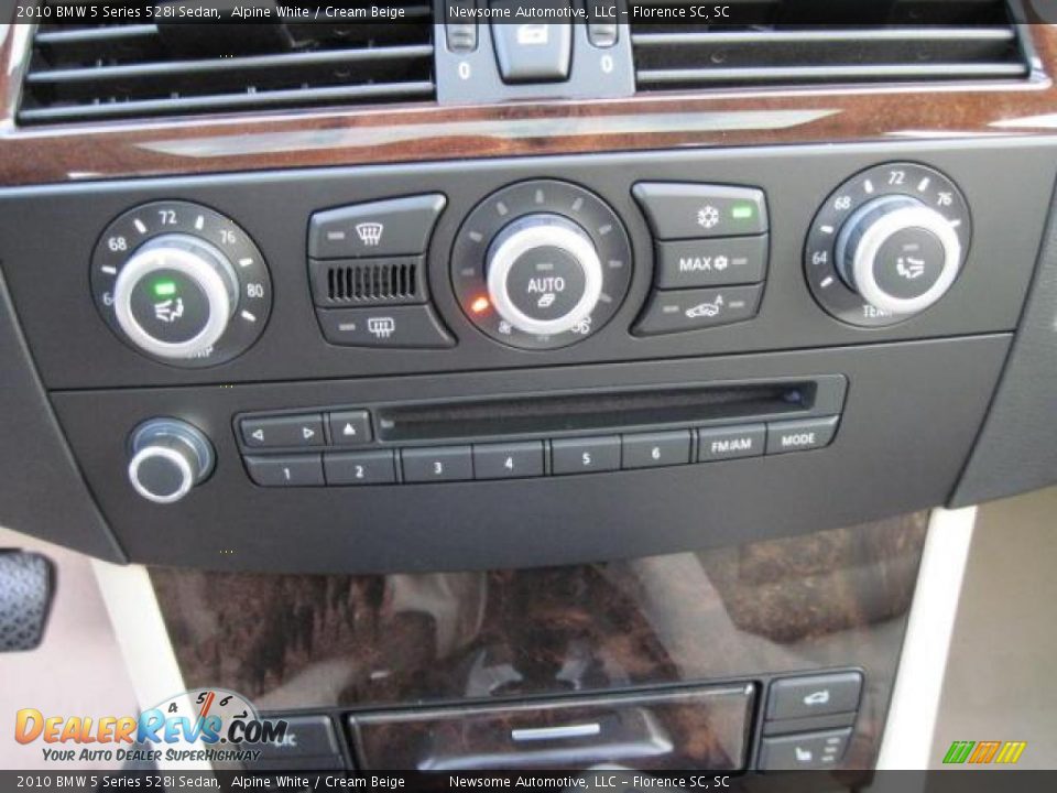 2010 BMW 5 Series 528i Sedan Alpine White / Cream Beige Photo #6