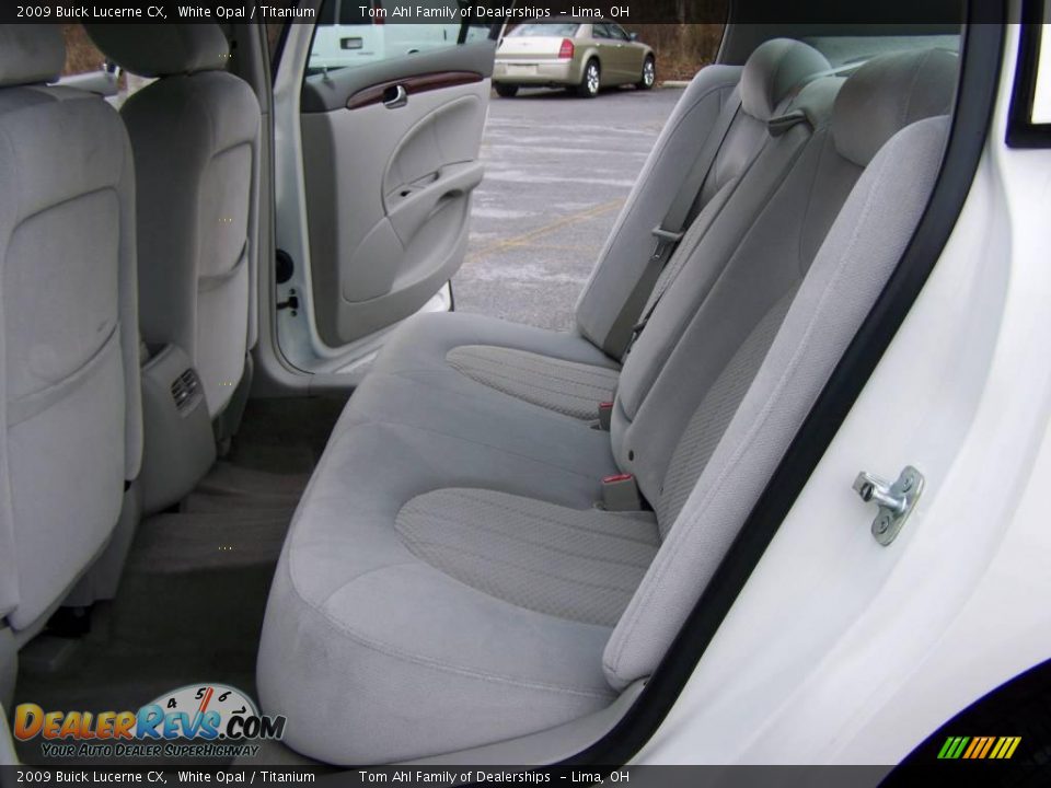 2009 Buick Lucerne CX White Opal / Titanium Photo #11