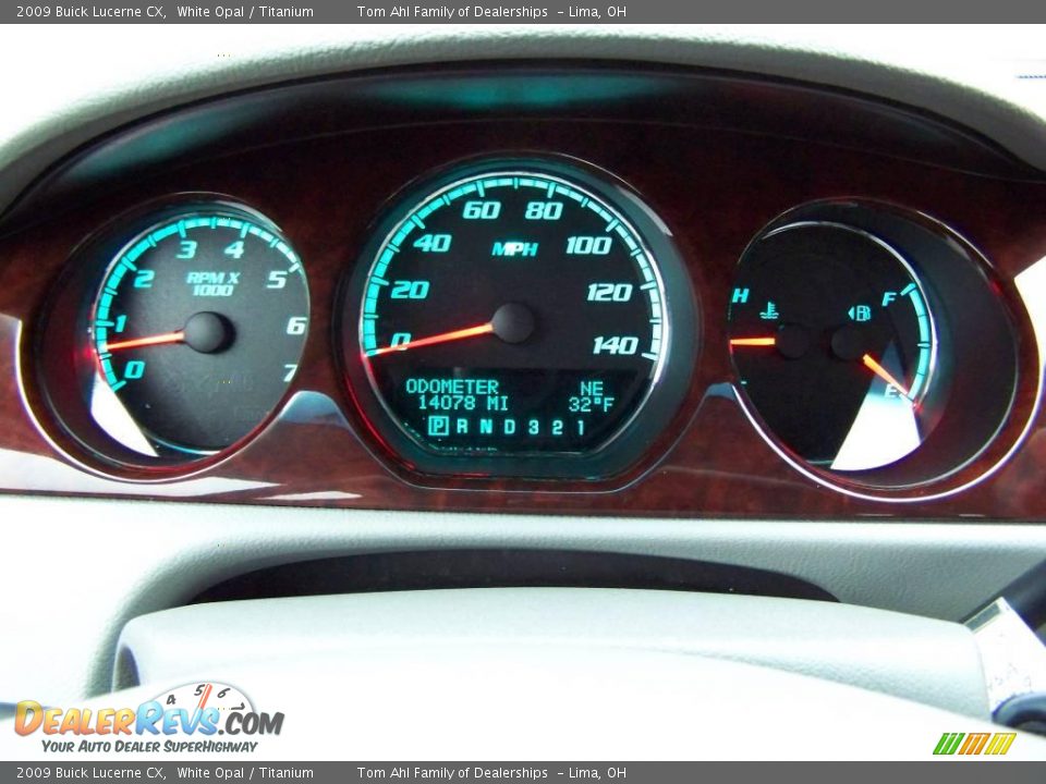 2009 Buick Lucerne CX White Opal / Titanium Photo #16