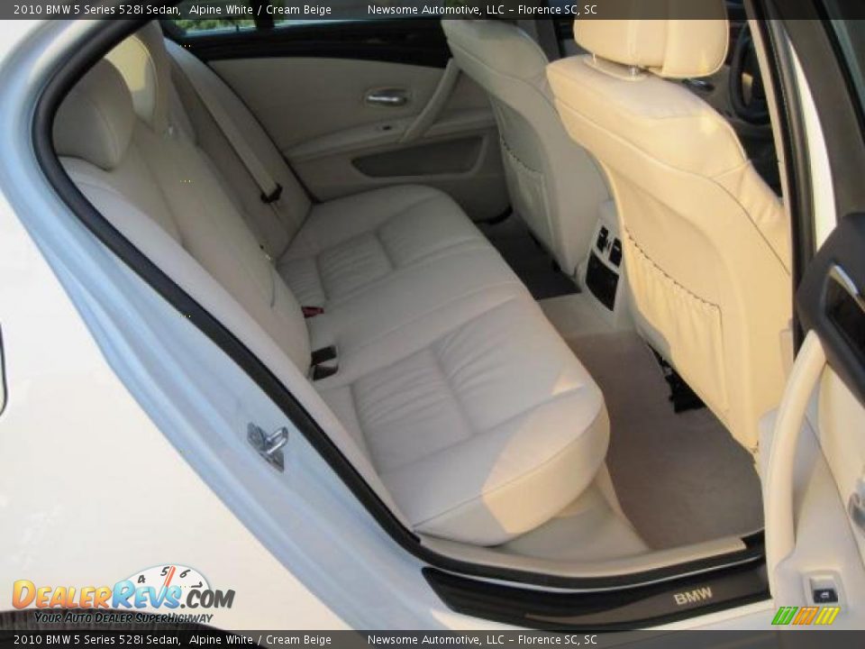 2010 BMW 5 Series 528i Sedan Alpine White / Cream Beige Photo #13