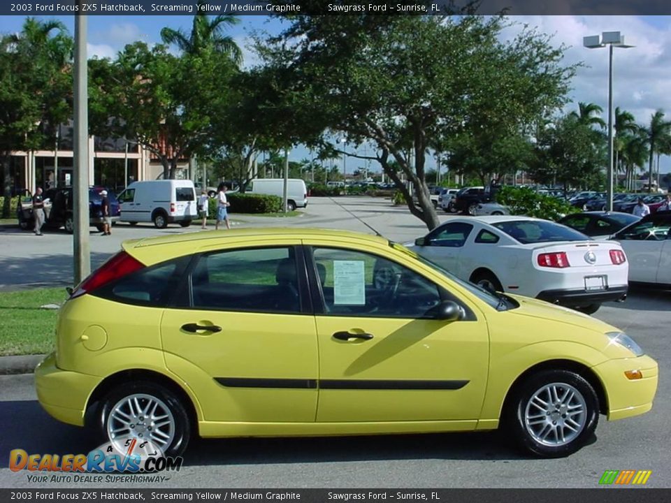 2003 Ford Focus ZX5 Hatchback Screaming Yellow / Medium Graphite Photo #2