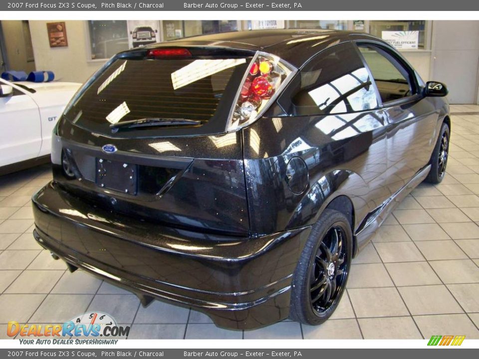 2007 Ford Focus ZX3 S Coupe Pitch Black / Charcoal Photo #7