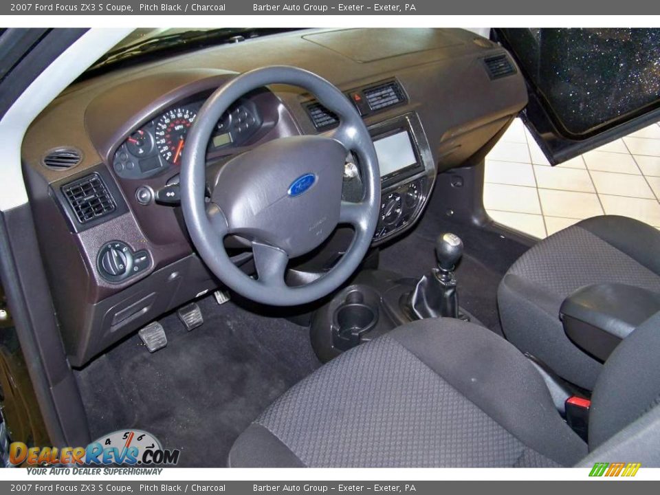 2007 Ford Focus ZX3 S Coupe Pitch Black / Charcoal Photo #16