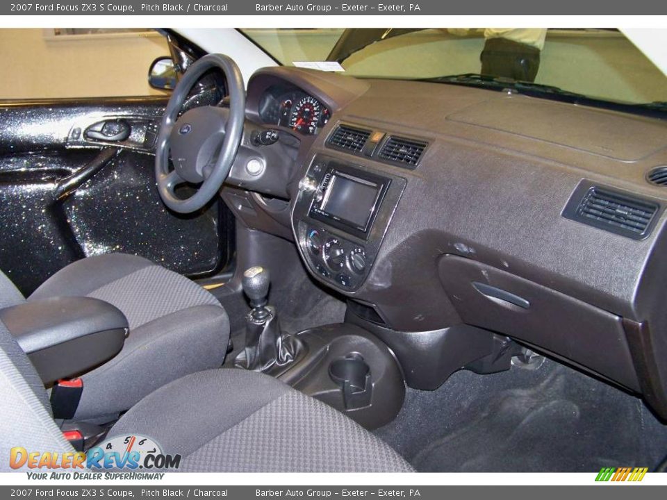 2007 Ford Focus ZX3 S Coupe Pitch Black / Charcoal Photo #20