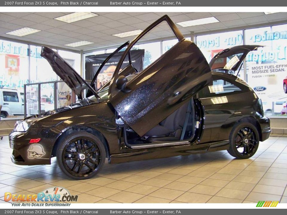 2007 Ford Focus ZX3 S Coupe Pitch Black / Charcoal Photo #35