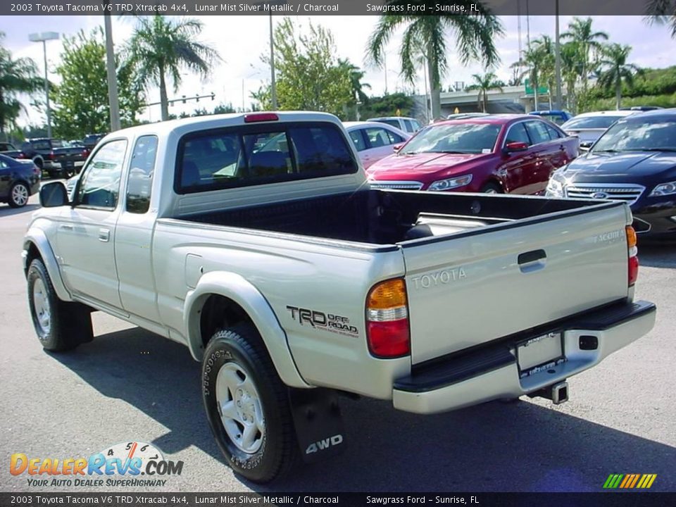 2003 Toyota Tacoma V6 TRD Xtracab 4x4 Lunar Mist Silver Metallic / Charcoal Photo #6
