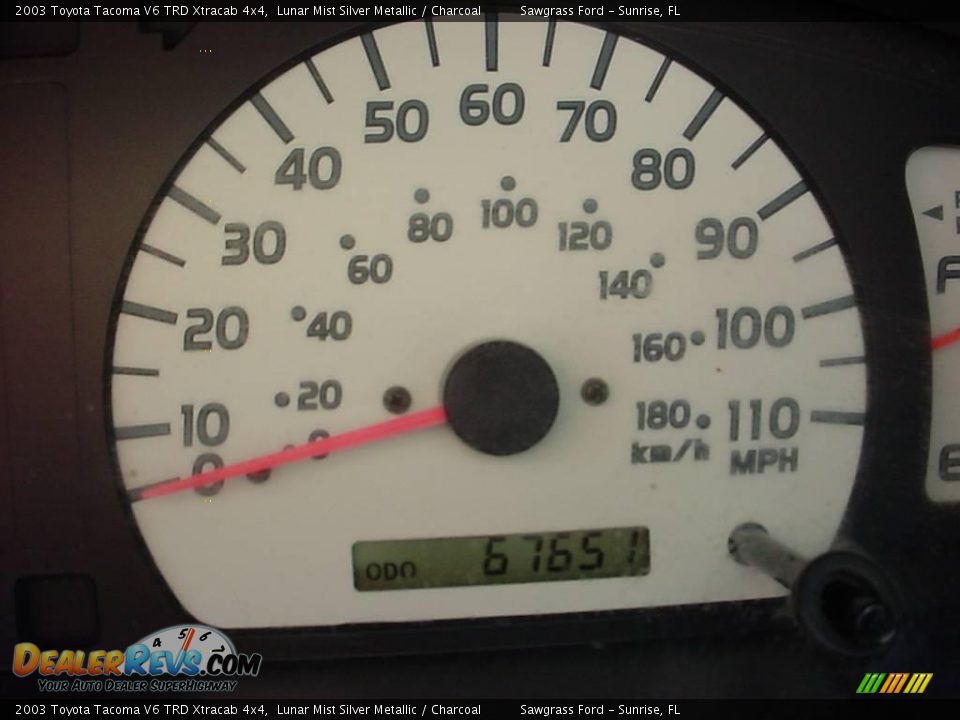 2003 Toyota Tacoma V6 TRD Xtracab 4x4 Lunar Mist Silver Metallic / Charcoal Photo #17