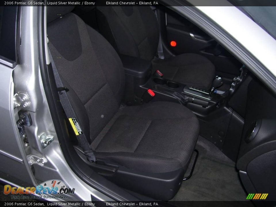 2006 Pontiac G6 Sedan Liquid Silver Metallic / Ebony Photo #25